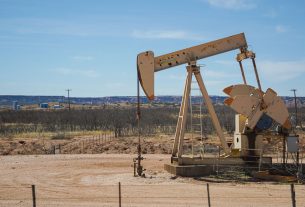 Brent crude oil prices
