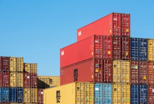 Red Sea container rates